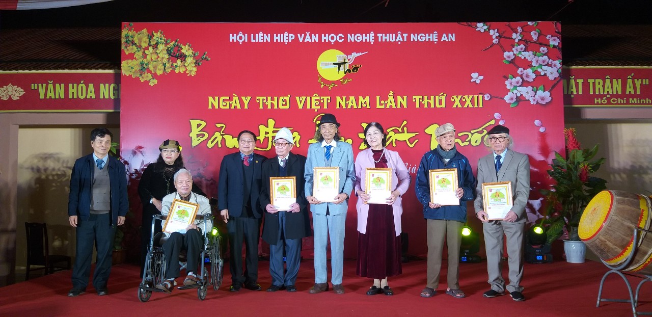 Văn nghệ sĩ Xứ Nghệ, xao xuyến, náo nức trong ngày hội “Bản hòa âm đất nước”