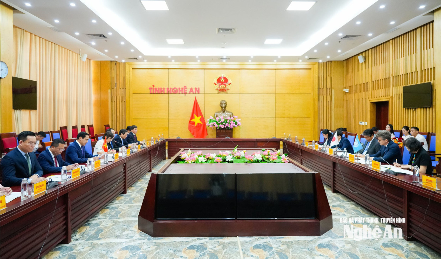 Thúc đẩy hợp tác toàn diện giữa Nghệ An với UNESCO và Nhật Bản